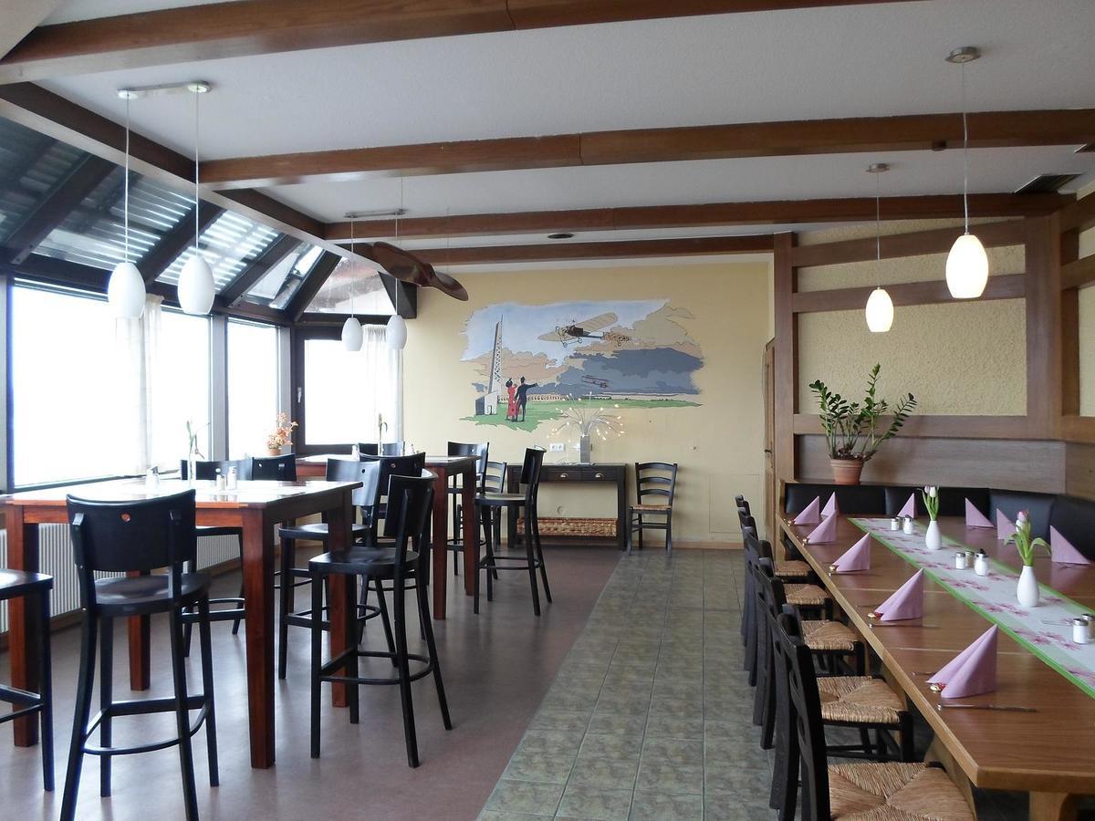 Flugplatzrestaurant Wallmuhle 호텔 Atting 외부 사진
